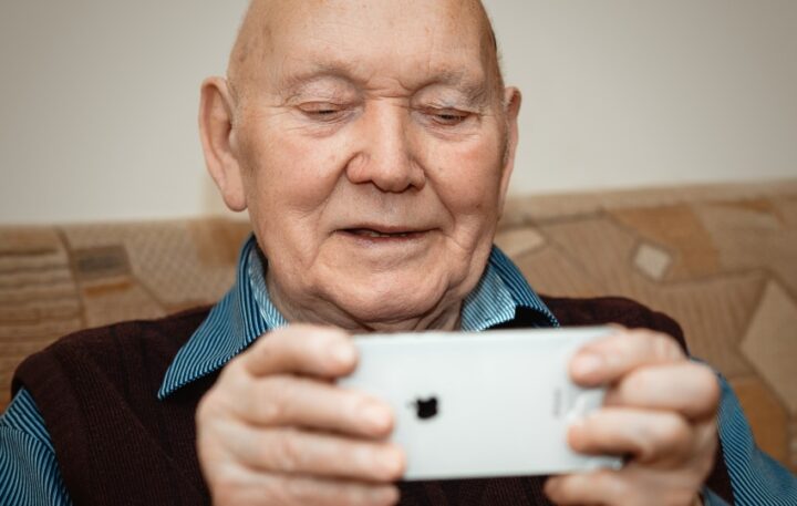 Online Learning Opportunities for Seniors